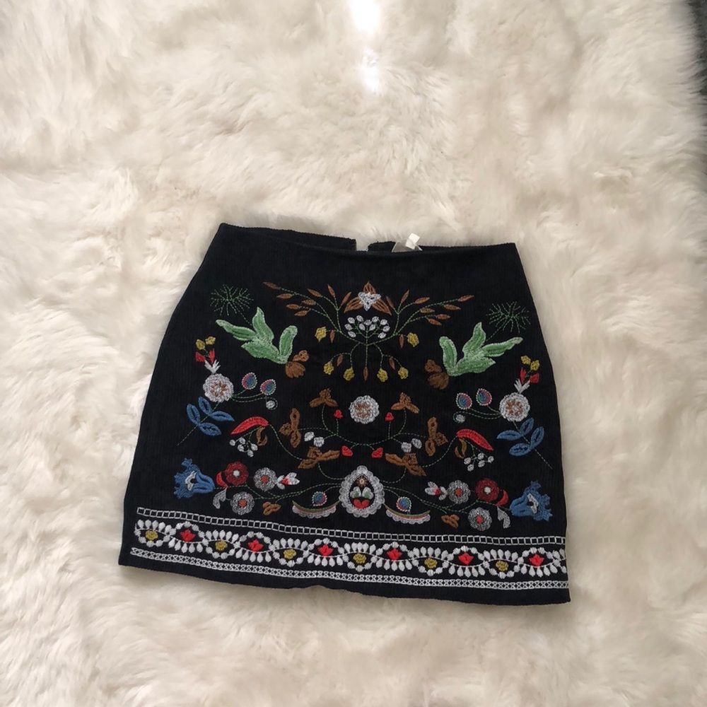 Navy corduroy embroidered skirt